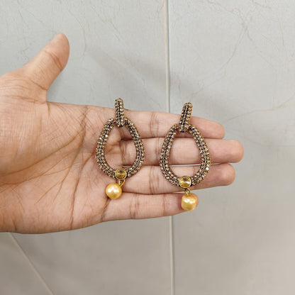 Luna Arc Kundan Earrings