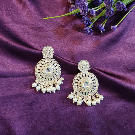 Noor-e-Guldaan Kundan Earrings