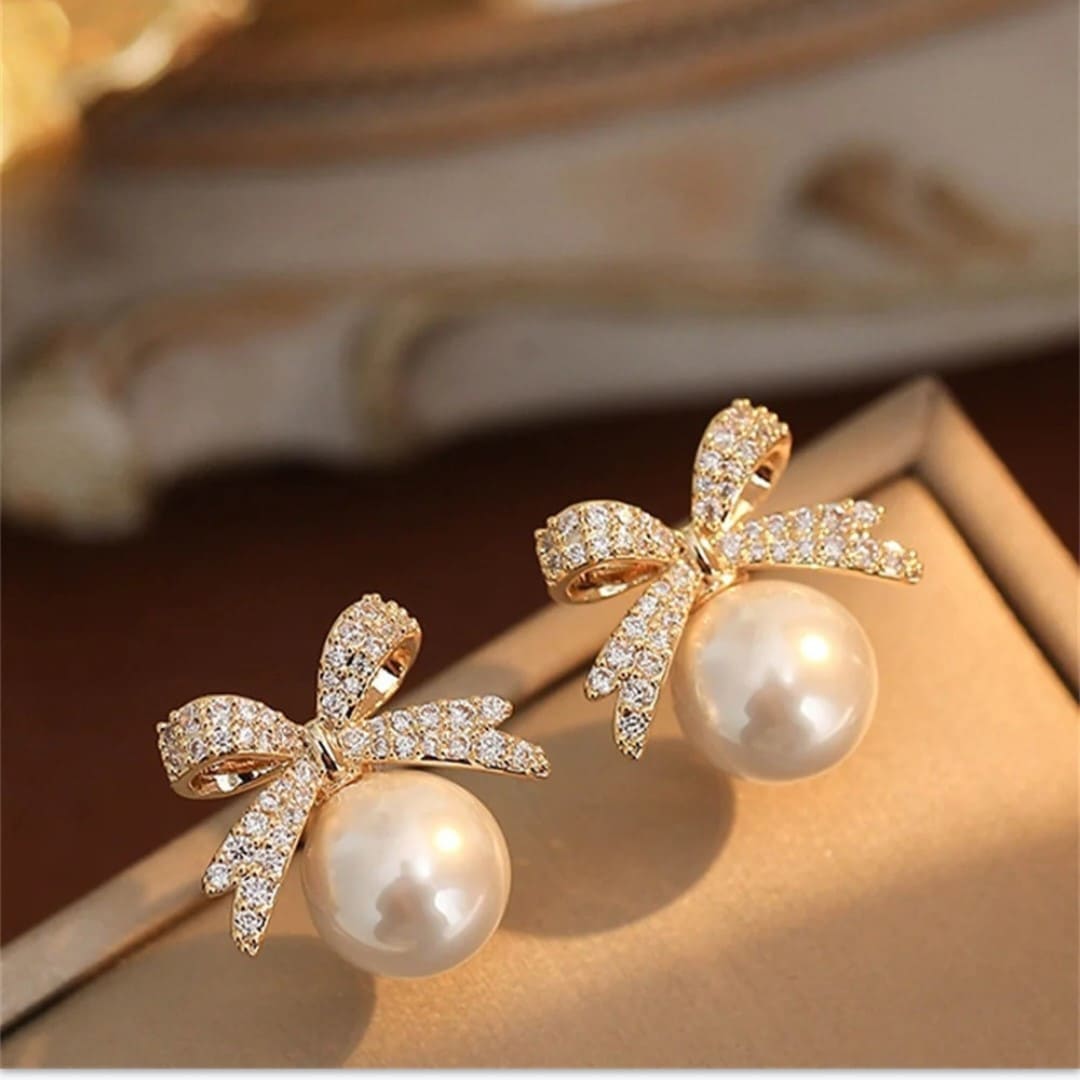 BowTique Blush Korean Pearl Earrings