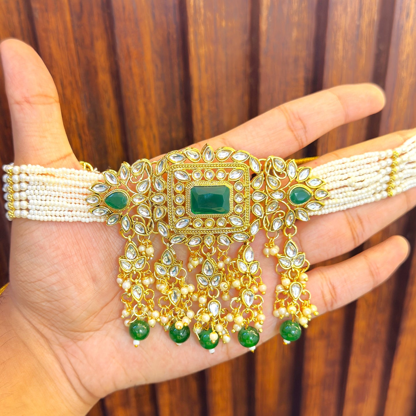 Empress of Emeralds Green Shining Kundan Chokar Set