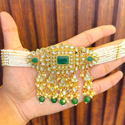 Empress of Emeralds Green Shining Kundan Chokar Set
