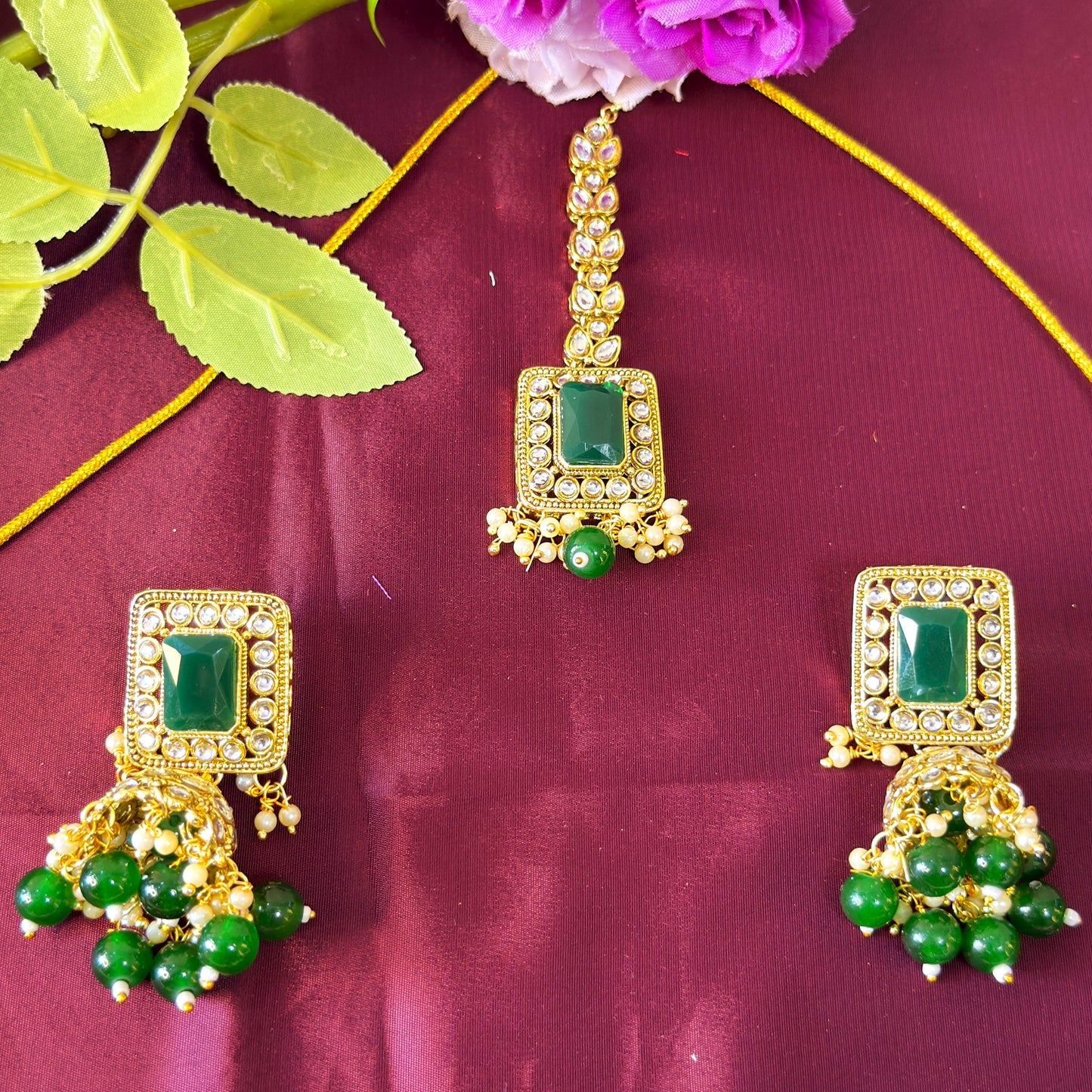 Empress of Emeralds Green Shining Kundan Chokar Set