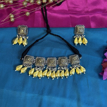Desi Drape Golden Shining Chokar Set