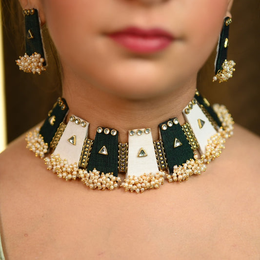 Royal Blocks Handcrafted Chokar Set